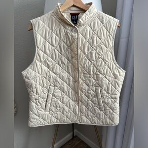 Gap Women’s Cream Quilted Gilet Vest | Size XL